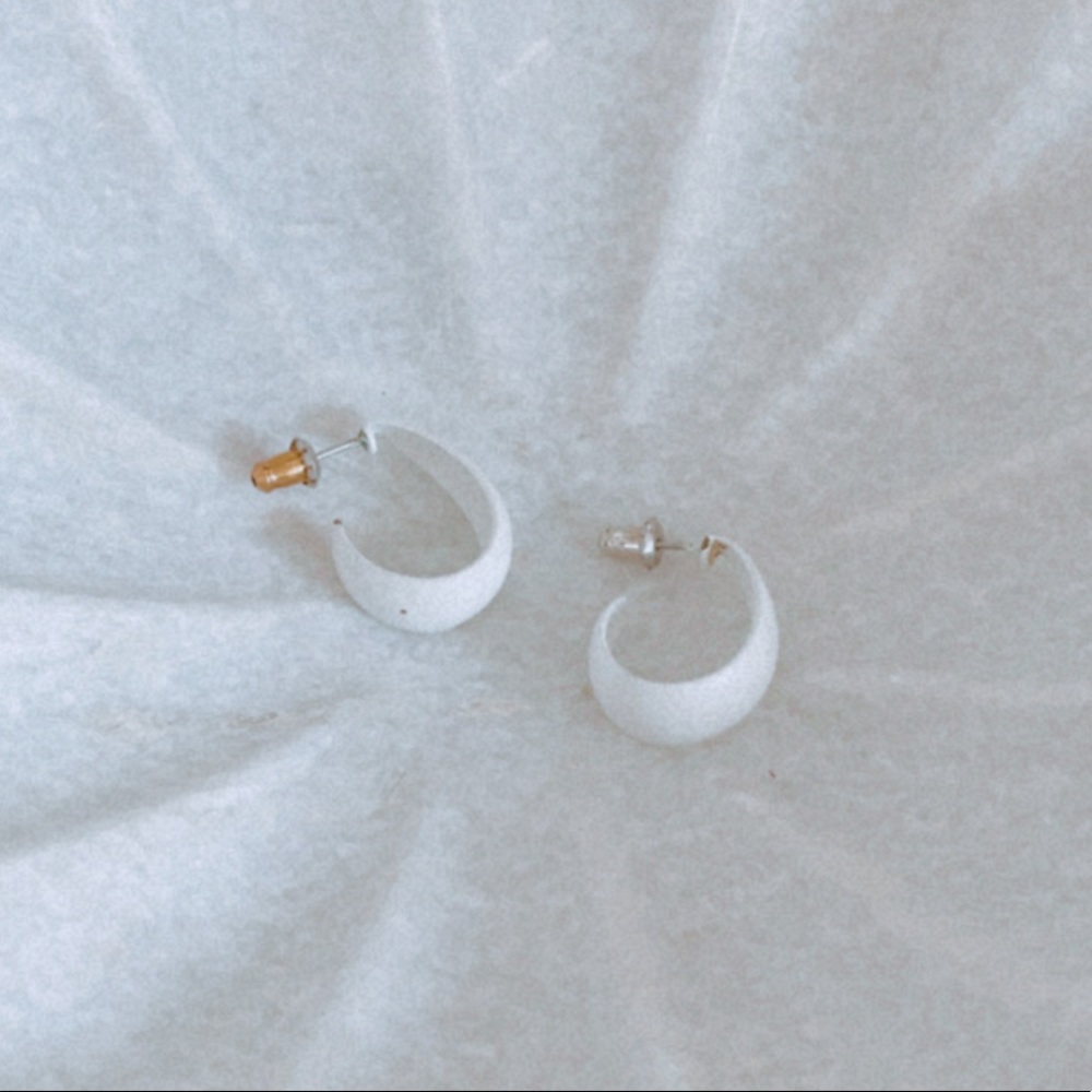 Vintage Retro White hoops